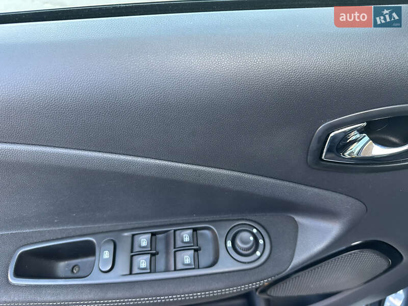 Хэтчбек Renault Zoe 2019 в Луцке