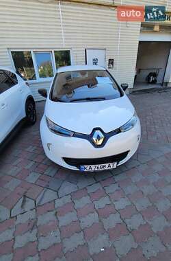 Хэтчбек Renault Zoe 2015 в Киеве