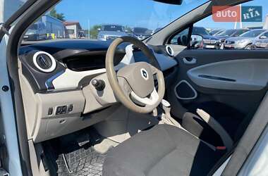 Хэтчбек Renault Zoe 2015 в 