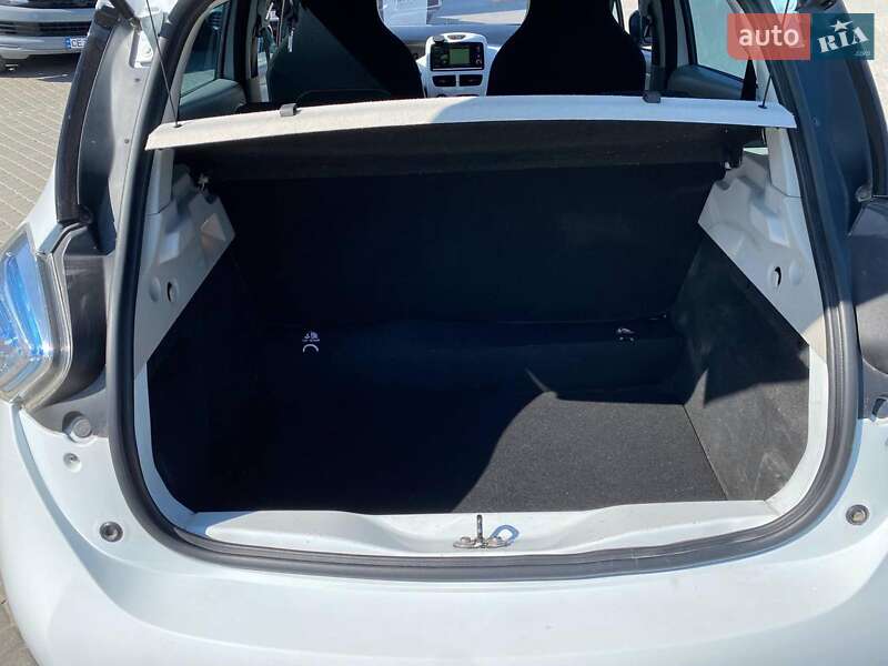 Хэтчбек Renault Zoe 2015 в Львове