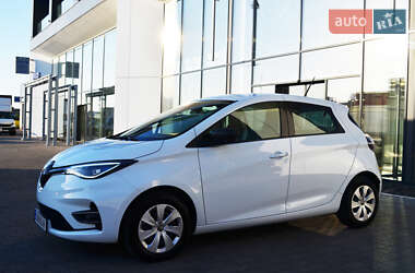 Хэтчбек Renault Zoe 2021 в 