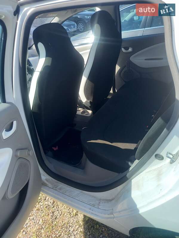 Хэтчбек Renault Zoe 2015 в Сокале фото 9 Хэтчбек Renault Zoe 2015 в Сокале