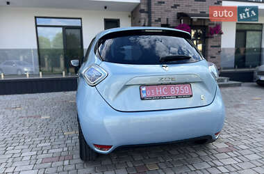 Хэтчбек Renault Zoe 2013 в 