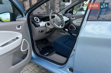 Хэтчбек Renault Zoe 2013 в 