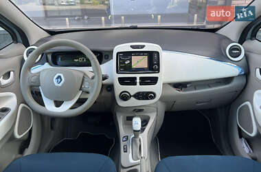 Хэтчбек Renault Zoe 2013 в 