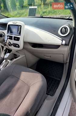 Хэтчбек Renault Zoe 2016 в Дрогобыче
