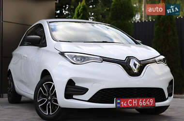 Хэтчбек Renault Zoe 2022 в 