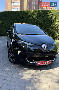 Хэтчбек Renault Zoe 2017 в 