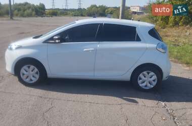Хэтчбек Renault Zoe 2019 в 
