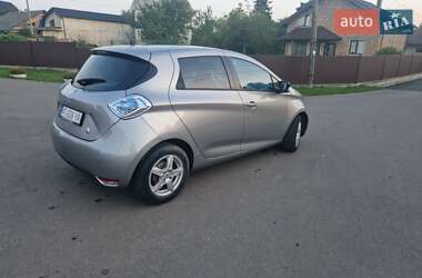 Хэтчбек Renault Zoe 2015 в 