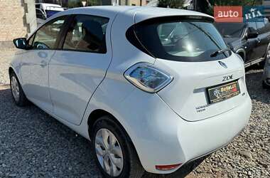 Хэтчбек Renault Zoe 2017 в 