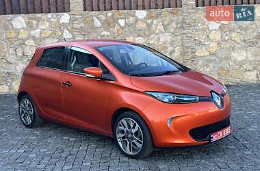 Хэтчбек Renault Zoe 2016 в 