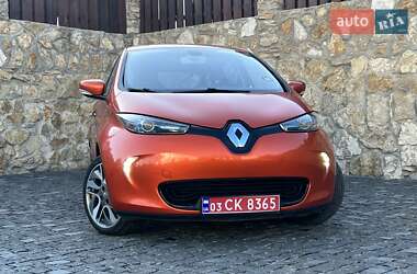 Хэтчбек Renault Zoe 2016 в 