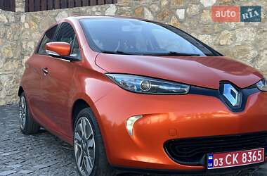 Хэтчбек Renault Zoe 2016 в 
