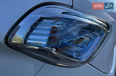 Хэтчбек Renault Zoe 2014 в 