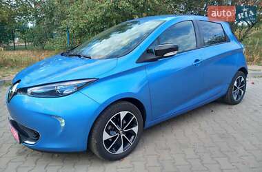 Хэтчбек Renault Zoe 2017 в 