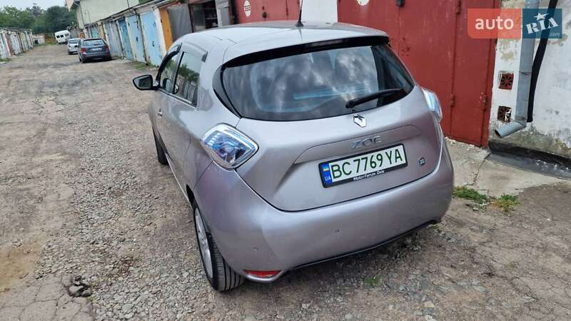 Хэтчбек Renault Zoe 2016 в Львове