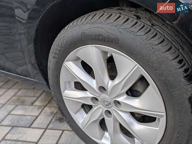 Хетчбек Renault Zoe 2016 в Вінниці фото 23 Хетчбек Renault Zoe 2016 в Вінниці