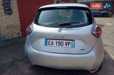 Хэтчбек Renault Zoe 2020 в 