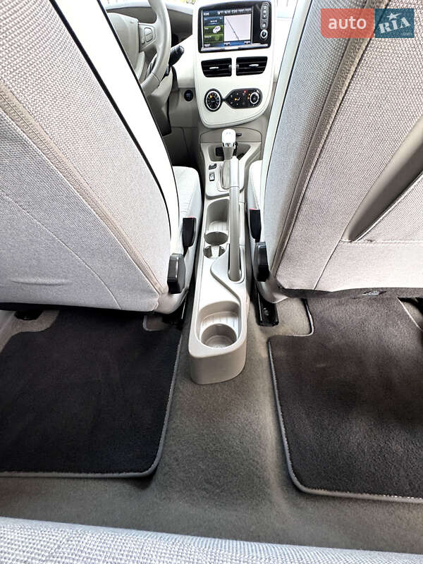 Хэтчбек Renault Zoe 2017 в Самборе фото 57 Хэтчбек Renault Zoe 2017 в Самборе