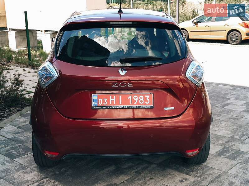 Хэтчбек Renault Zoe 2017 в Львове