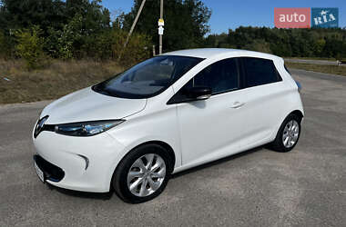 Хэтчбек Renault Zoe 2014 в 