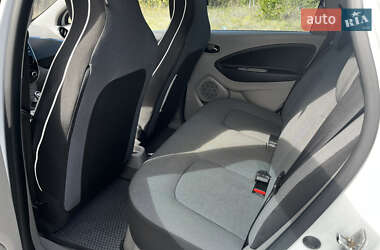 Хэтчбек Renault Zoe 2014 в 