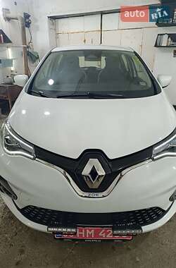 Хэтчбек Renault Zoe 2021 в 
