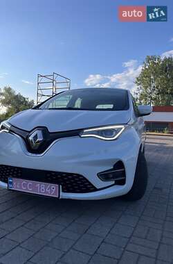 Хэтчбек Renault Zoe 2021 в 
