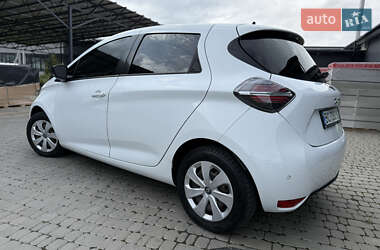 Хэтчбек Renault Zoe 2020 в 