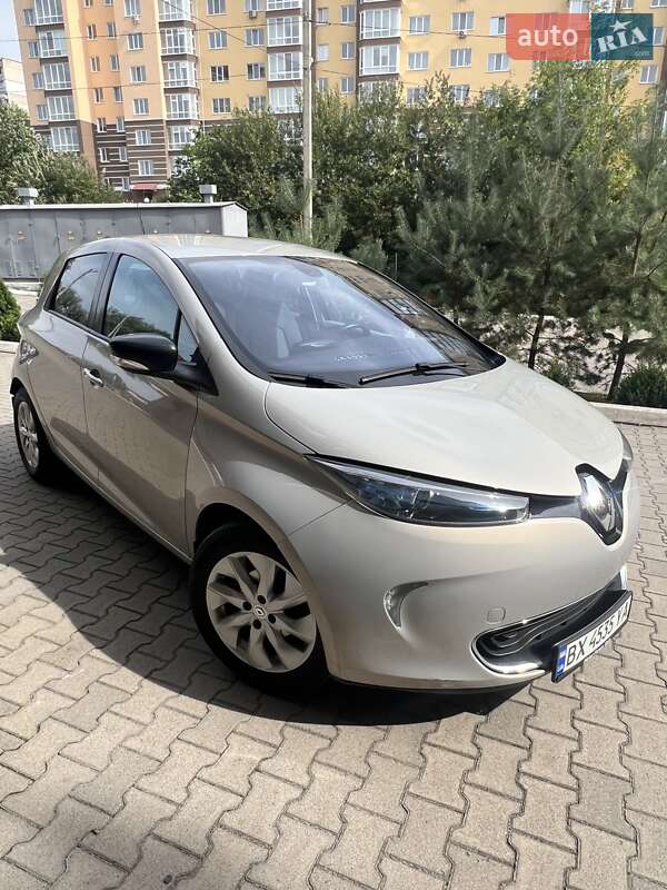 Хетчбек Renault Zoe 2015 в Хмельницькому