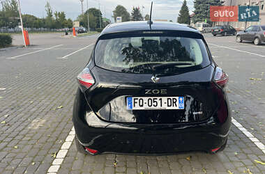 Хэтчбек Renault Zoe 2020 в 