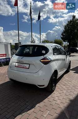 Хэтчбек Renault Zoe 2020 в 