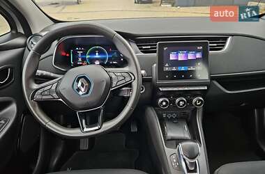 Хэтчбек Renault Zoe 2020 в 