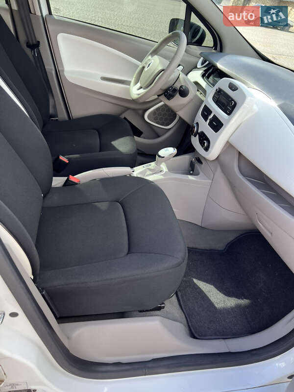Хэтчбек Renault Zoe 2017 в Львове
