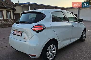 Хэтчбек Renault Zoe 2020 в 
