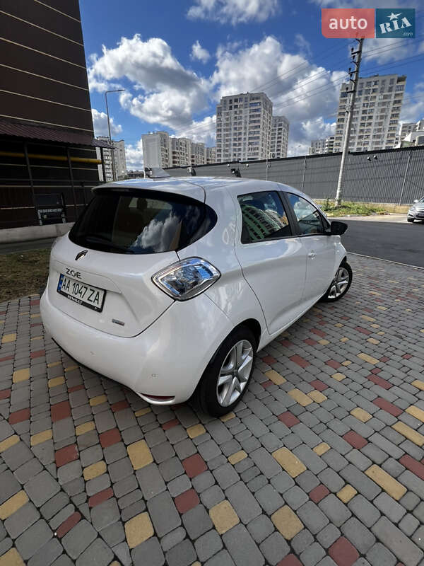 Хетчбек Renault Zoe 2017 в Києві фото 16 Хетчбек Renault Zoe 2017 в Києві