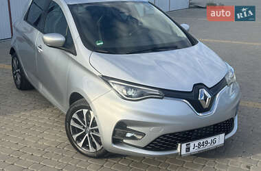 Хэтчбек Renault Zoe 2020 в 