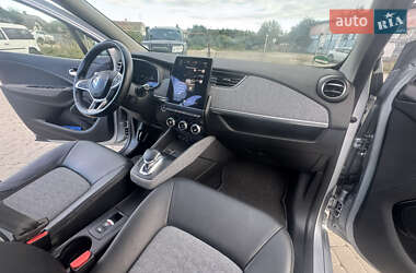 Хэтчбек Renault Zoe 2020 в 