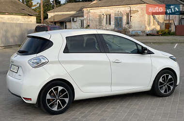 Хэтчбек Renault Zoe 2019 в 
