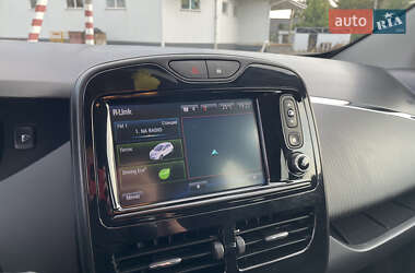 Хэтчбек Renault Zoe 2019 в 