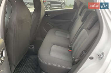 Хэтчбек Renault Zoe 2019 в 