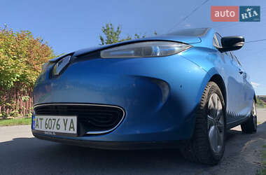 Хэтчбек Renault Zoe 2017 в 