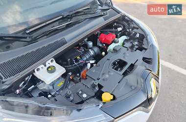 Хэтчбек Renault Zoe 2020 в 