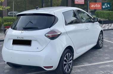 Хэтчбек Renault Zoe 2020 в 