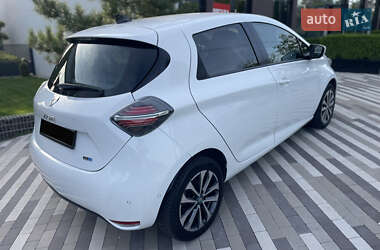Хэтчбек Renault Zoe 2020 в 