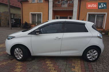 Хэтчбек Renault Zoe 2015 в 