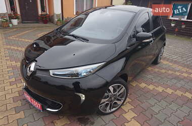 Хэтчбек Renault Zoe 2016 в 