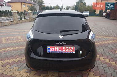 Хэтчбек Renault Zoe 2016 в 