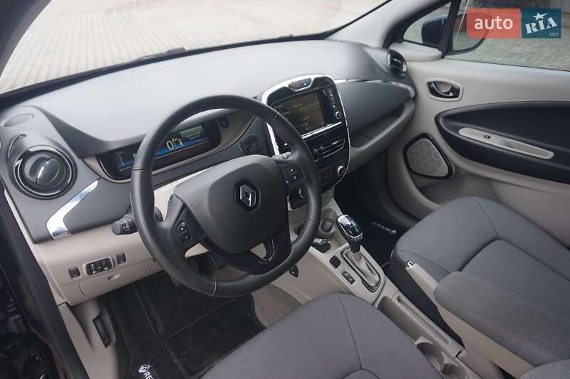 Хэтчбек Renault Zoe 2016 в Самборе